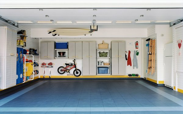 Transformez votre garage : astuces pour un rangement efficace